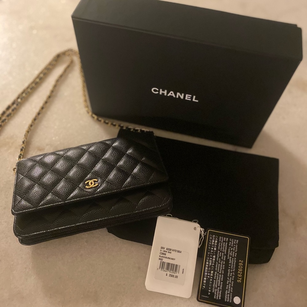 Chanel Wallet on chain